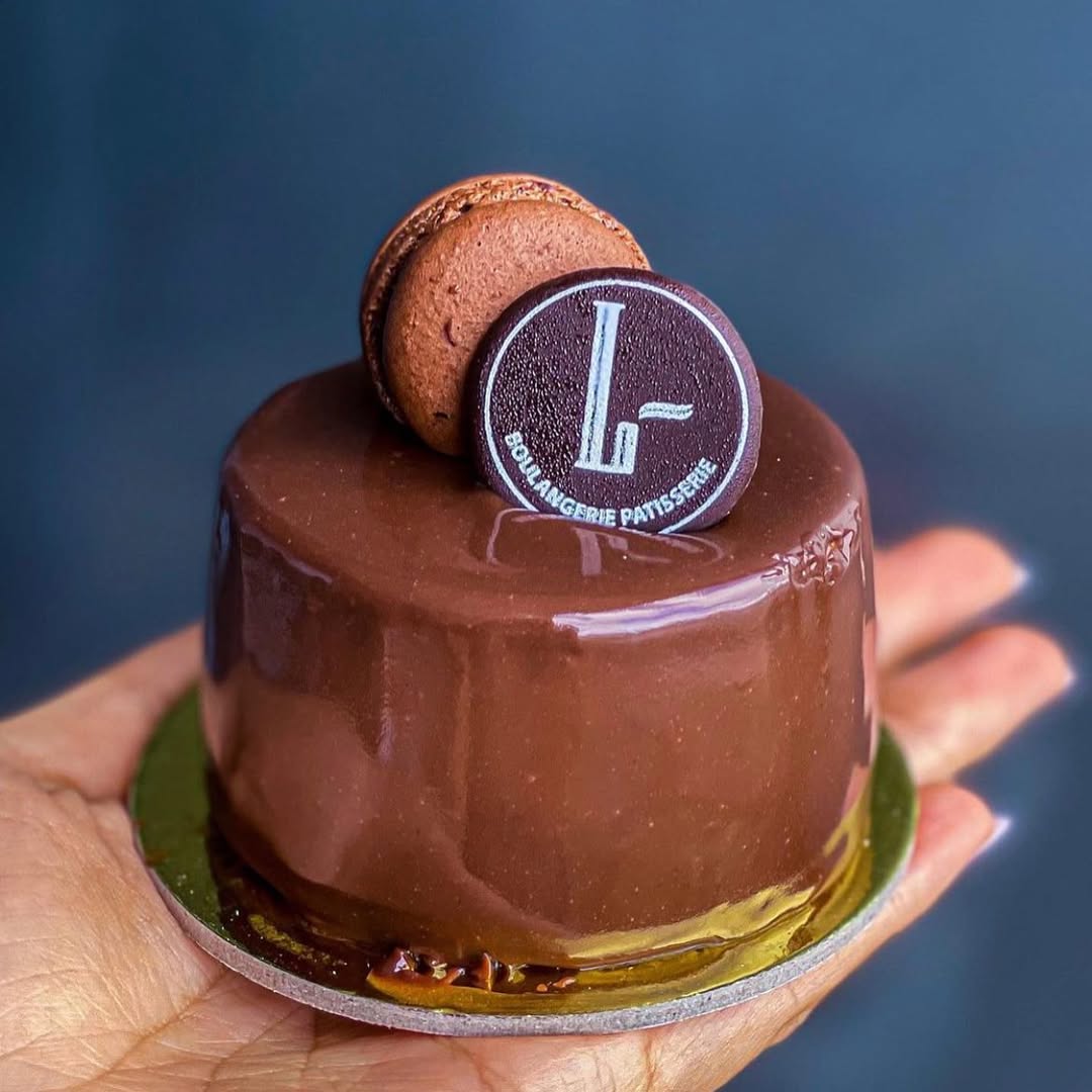 LE BON CHOIX AUSTRALIA PERSONALIZED BRANDED CHOCOLATE CUTOUT MADE FROM 3D THERMOFORMED CHOCOLATE TRANSFER SHEET