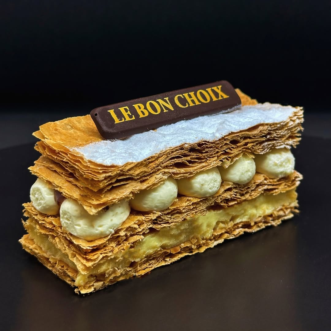 LE BON CHOIX AUSTRALIA CUSTOM PRINTED CHOCOLATE CUTOUT MADE FROM 3D THERMOFORMED CHOCOLATE TRANSFER SHEET